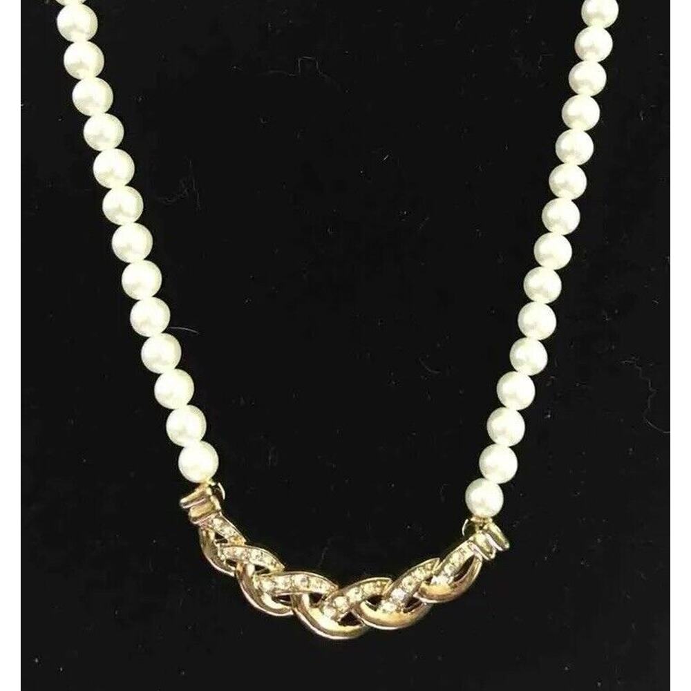 Crown Trafari Faux Pearl Necklace With Elegant Gold Tone Rhinestone Center VTG